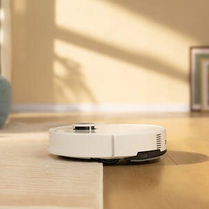 Roborock Q10 VF+ robotdammsugare med mopp och station