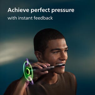 Philips Sonicare Next-Generation DiamondClean 9900 elektrisk tannbørste, svart