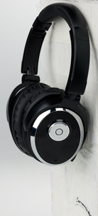 Stereohörlurar med aktiv brusreducering och inbyggd MP3-spelare