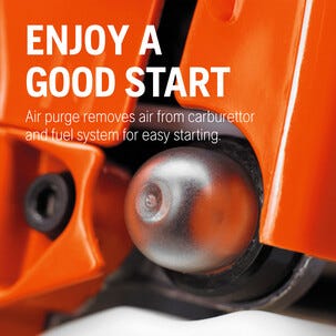 Husqvarna 122R bensindriven röjsåg med tråd och sele