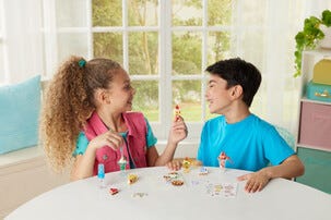 Aquabeads Sweet Accessory Set Makeiset, 700 vesihelmeä, yli 4-vuotiaille