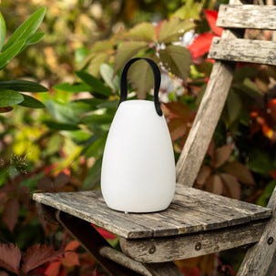 Ladattava lyhty aurinkokenno retkivalaisin RGB USB