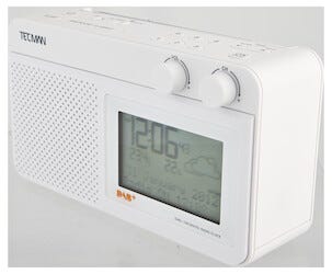 DAB+/FM-radio med værstasjon