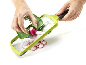 Joseph Joseph Multi-Grip mandolin