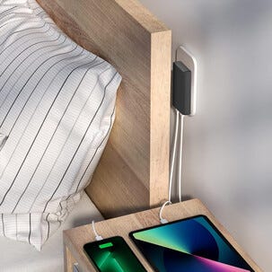 Seinälaturi USB-C ja USB-A, kulmaliitin, 45 W