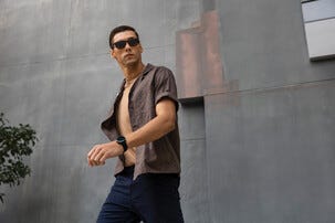 Garmin Vivoactive 6 träningsklocka med GPS