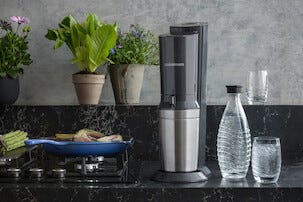 Hiilihapotuslaite SodaStream Crystal, Black Metallic