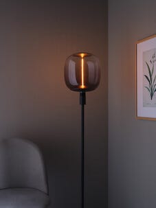 Smokey LED-lampa E27, magnetiskt filament, 25 cm