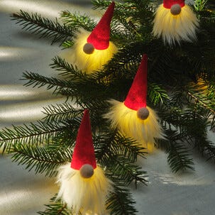 Batteridriven ljusslinga med tomtar varmvit 1,35 m, Northlight