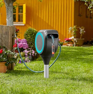 Gardena RollUp M Maahan kiinnitettävä letkukela, 20 metriä