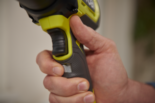 Ryobi fugepistol 4 V batteridrevet USB RCG4-0