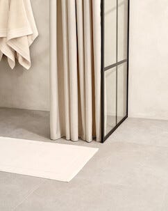 Duschdraperi med tygkänsla