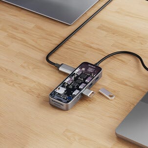 Deltaco USB-C hub 10 portar, transparent