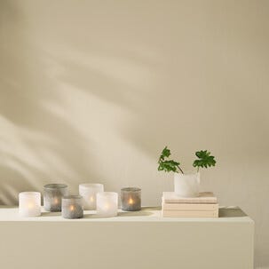 Lyslykt i frostet glass, grå