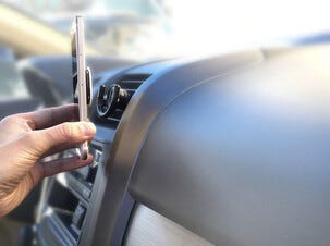 Bilhållare med ventilationsfäste för Popsocket