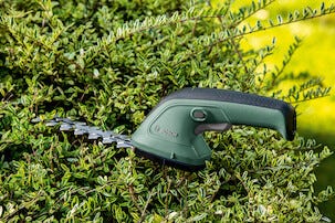 Multitrimmer EasyShear Bosch 3,6 V