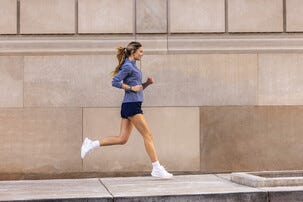 Garmin Venu X1 aktivitetsklocka med samtalsfunktion