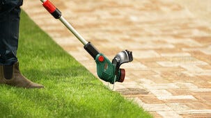 Bosch Universal GrassCut gresstrimmer 18 V 26-500