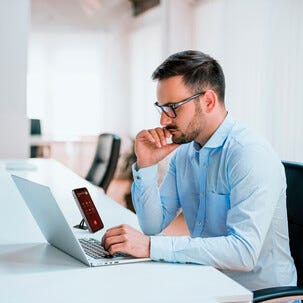 Mobilhållare för instrumentbräda med magnetfäste. Celly, GhostDash Mini