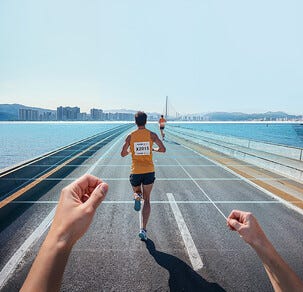 Insta360 GO Ultra actionkamera med magnetfeste