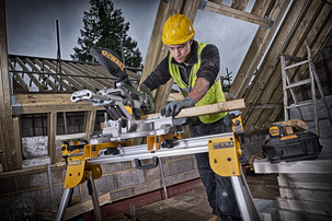 Kap- och geringssåg Dewalt DCS 365N