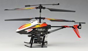 Vattensprutande IR-styrd helikopter