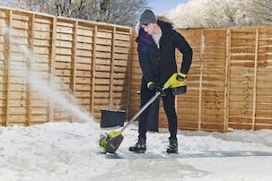 Ryobi Akkukäyttöinen lumilapio RY18ST25A-0 One+ 18 V
