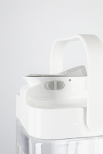 Tillbringare i plast med tappkran, 3,5 l