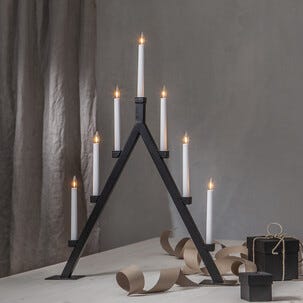 Adventsljusstake Oliver 7-armad LED, svart metall, 75 cm