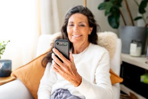 Doro Aurora A11 Helppokäyttöinen senioripuhelin 4GB/64GB