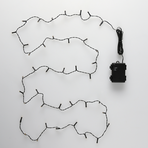 Batteridrevet lyslenke utendørs, hvitt lys