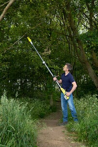 Ryobi batteridriven stångsekatör RY18PLA-0