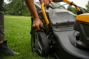 Stiga Combi 548e S Kit självgående gräsklippare 1 batteri 48 V