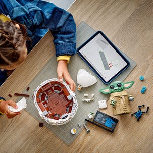 LEGO Star Wars Grogu ja leijuvaunut 75403, yli 10-vuotiaille