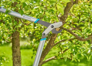 Gardena EnergyCut Basic grensax med sidoskär, 65,6 cm