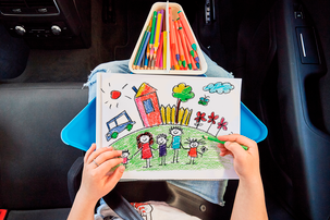 Lek- och pyssellåda för resan, Teebee