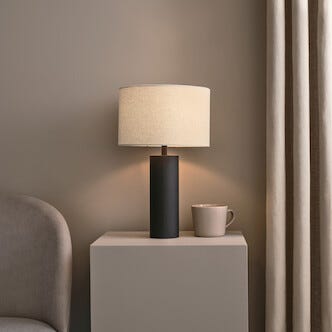 Northlight Edvin bordlampe med linskjerm, 40,5 cm