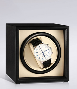 Kellonpyöritin, jossa USB-C-liitin