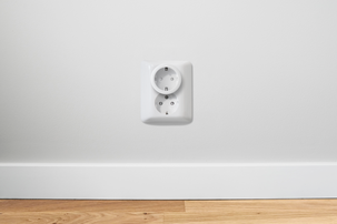 Deltaco SH-P01 smart plug wifi 10A innendørs, hvit