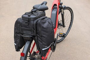 Zefal Z Traveler 80 Pyörälaukku tavaratelineeseen, laajennettava