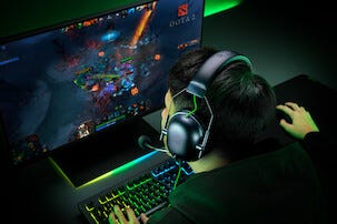 Razer BlackShark V2 X Pelikuulokkeet