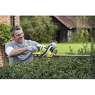 Häcksax Ryobi OHT1855R