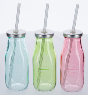 Lasipullot ja pillit