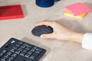 Logitech MK295 Silent Wireless Combo tastatur og mus