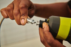 Ryobi avløpsrenser 4 V batteridrevet USB RDA4-0