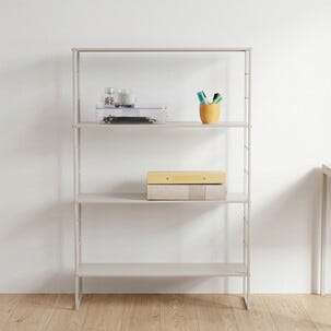 Smal hylle med fire hylleplater, metall, beige