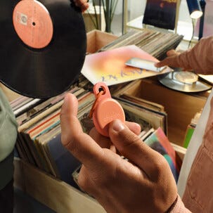 Chipolo Loop sporingsbrikke, nøkkelfinner for Apple/Android