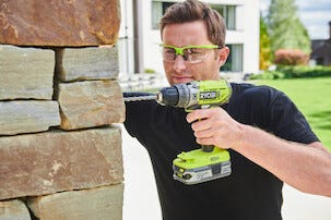 Ryobi skruvdragare med slag, 1 batteri R18PD2-115S