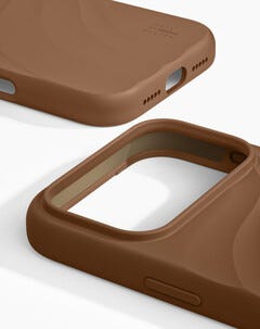 Ideal of Sweden Soft Swirl iPhone 18 Pro / iPhone 17 Pro mobilskal, brun