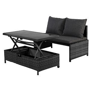 Pihakalusteet, sohva ja pöytä